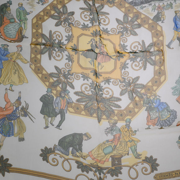 HERMES Carre 90 Scarves - Picture 2 of 11